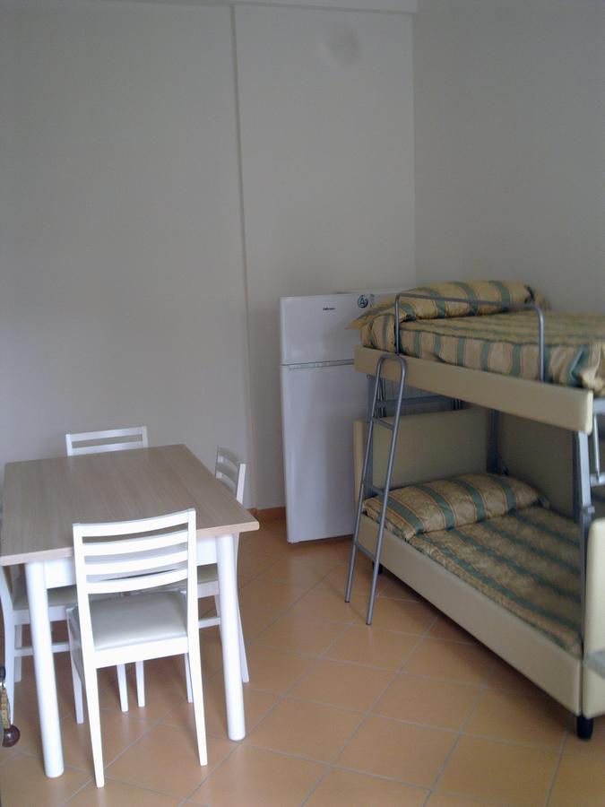 Roma Suite Apartments Cervia Exterior foto
