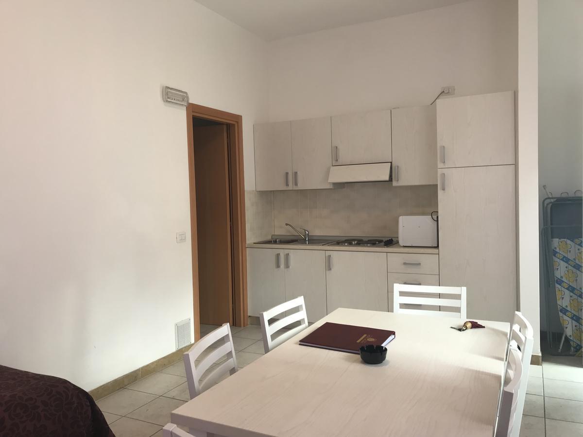 Roma Suite Apartments Cervia Exterior foto