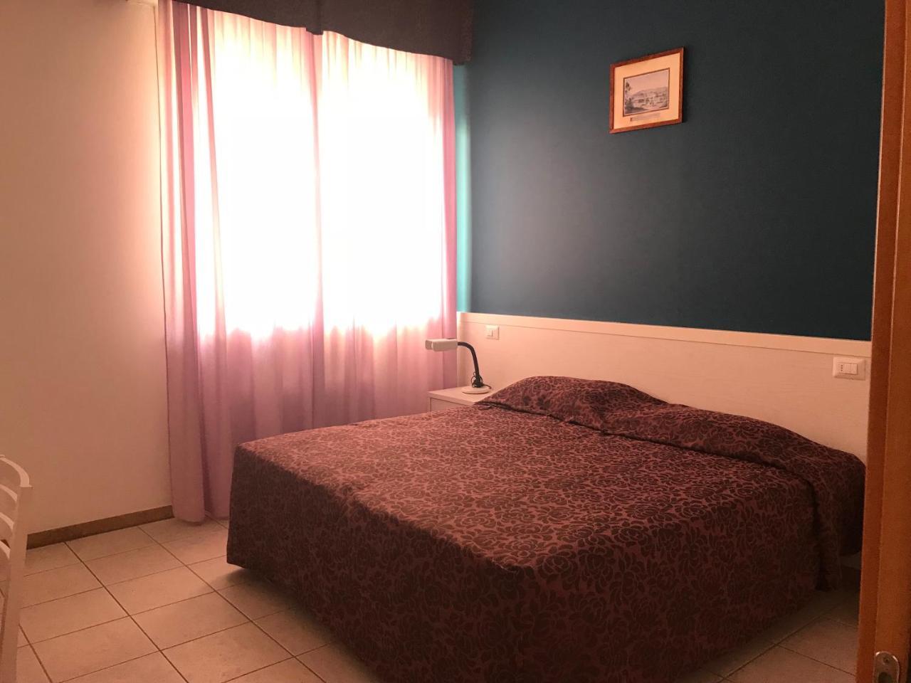Roma Suite Apartments Cervia Exterior foto